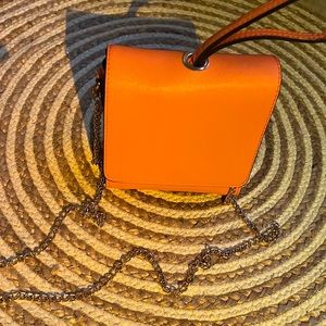 Orange shoulder bag 🧡
